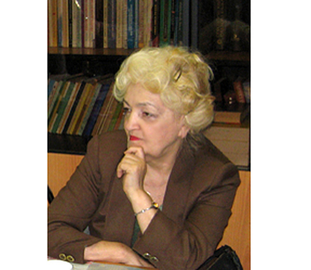Столярова Эльвира Александровна
